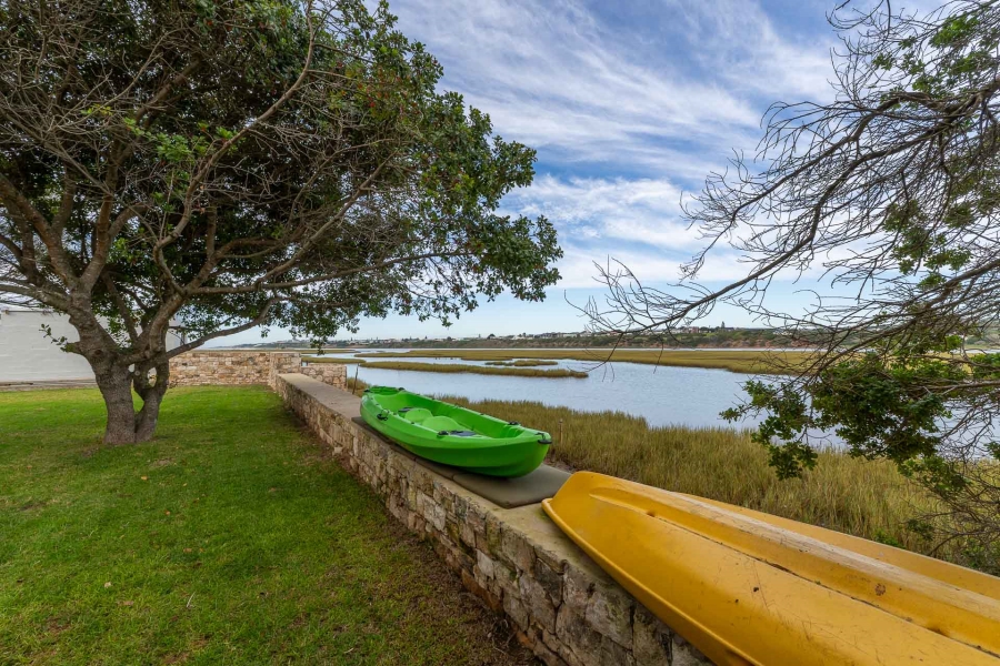3 Bedroom Property for Sale in Stilbaai Oos Western Cape